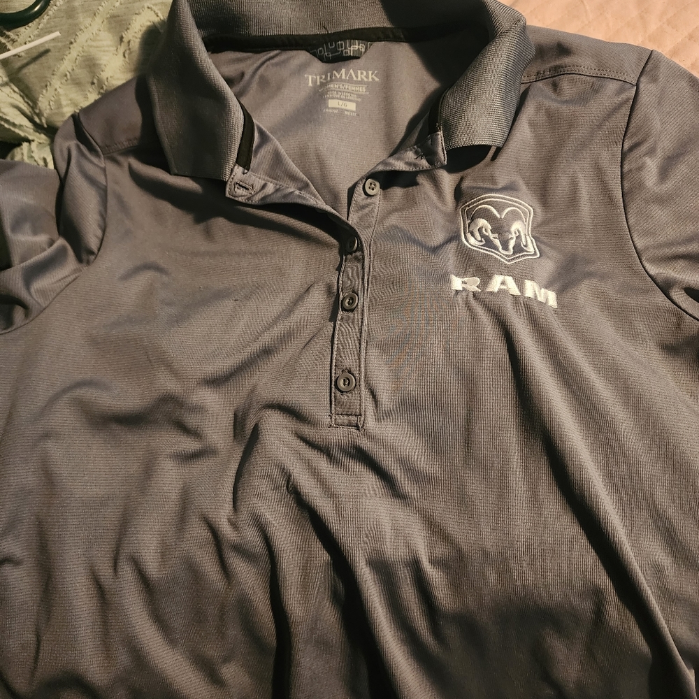 Women's Size large RAM shirt sleeve polo
